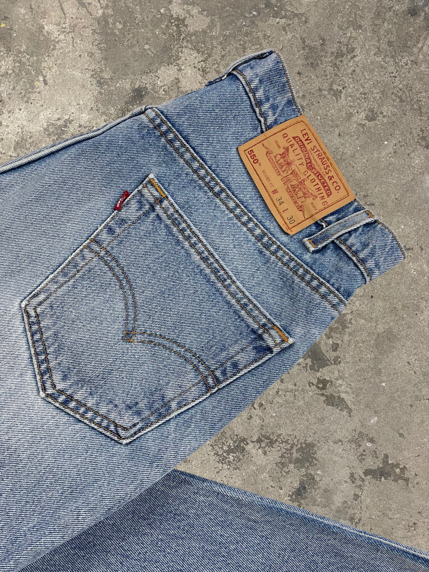 Vintage MADE IN USA Levis 550 Jeans