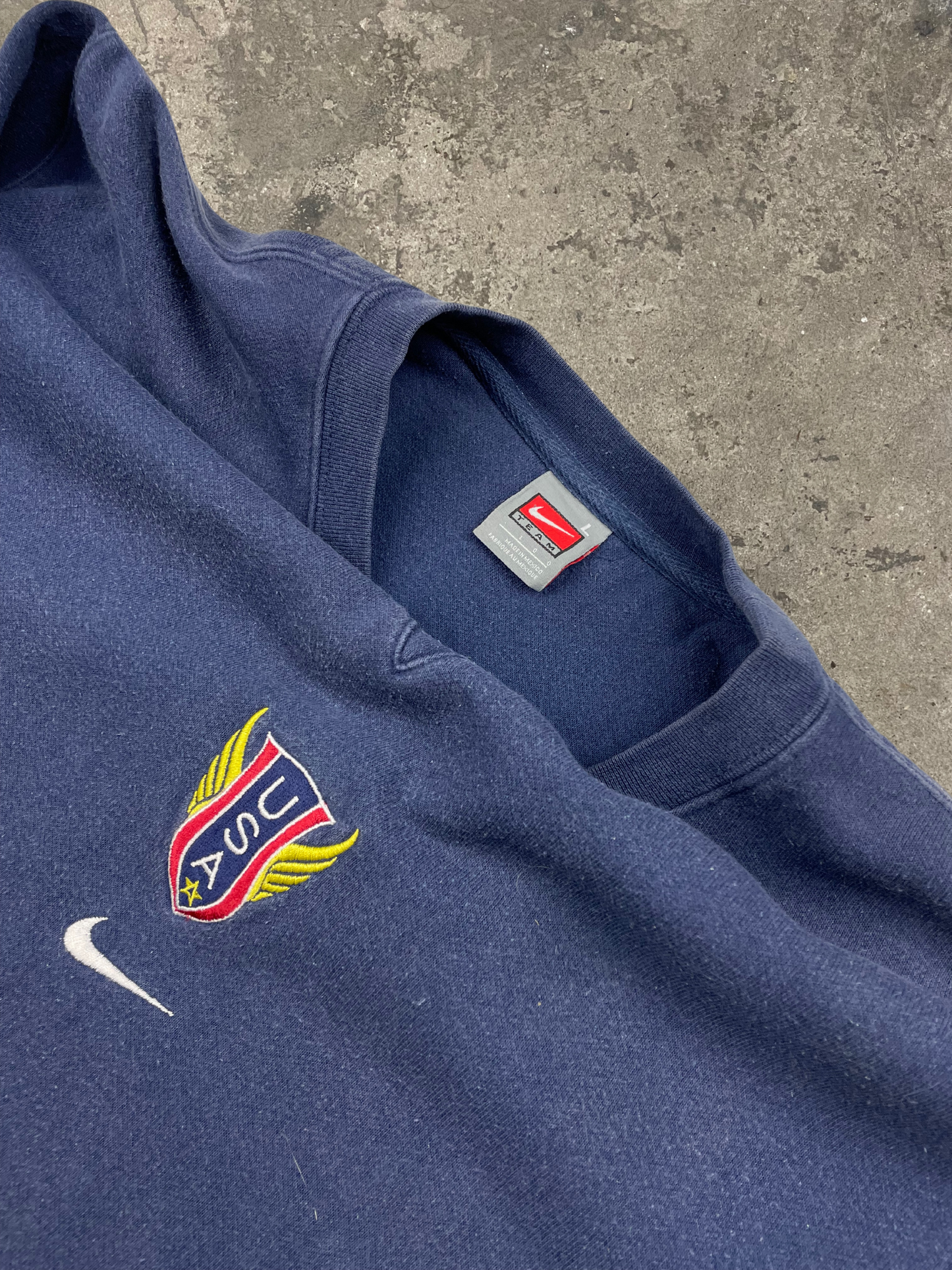 Vintage 90s Nike embroidered USA Sweatshirt