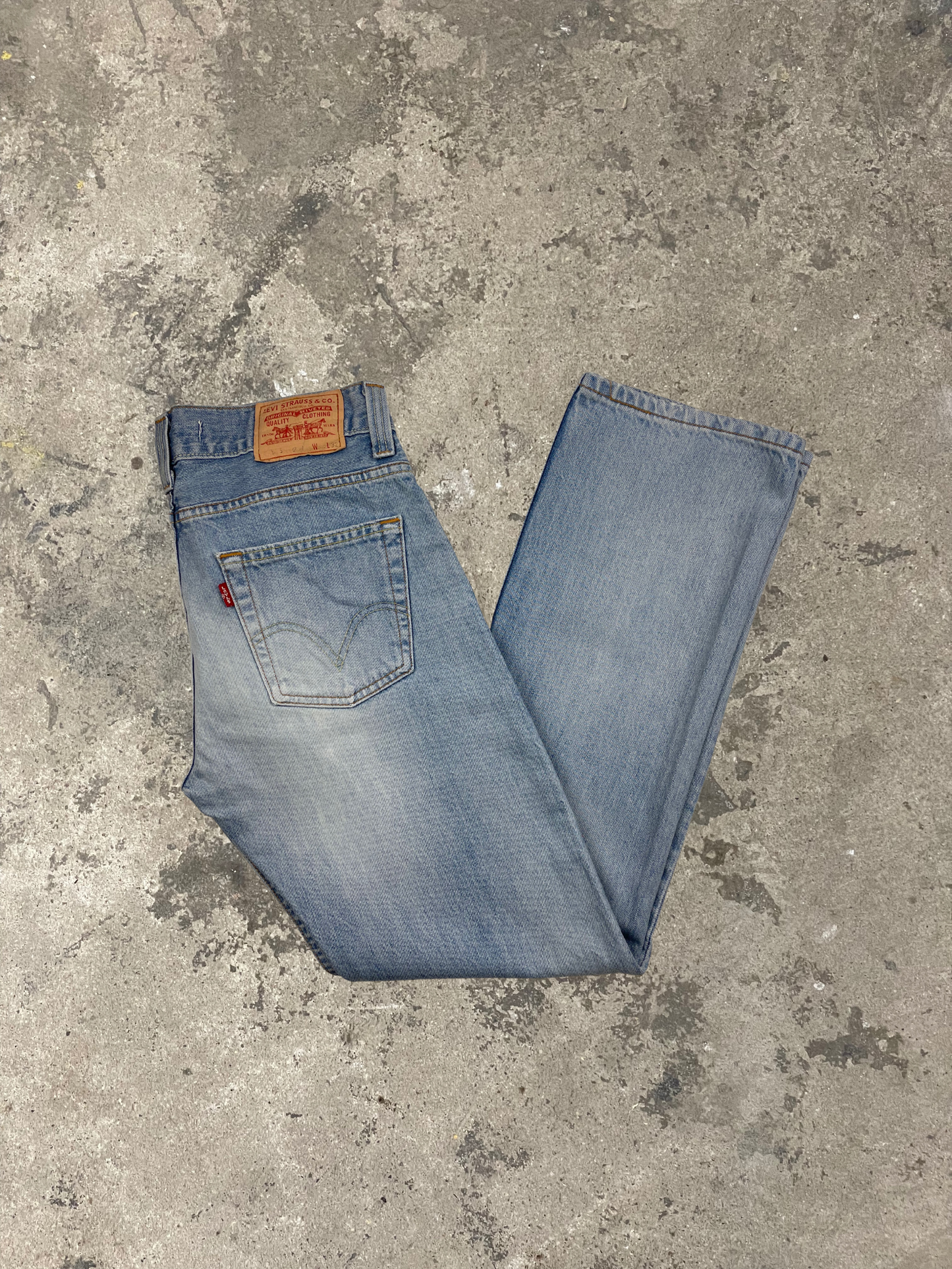 Vintage light blue Levis 506 Jeans