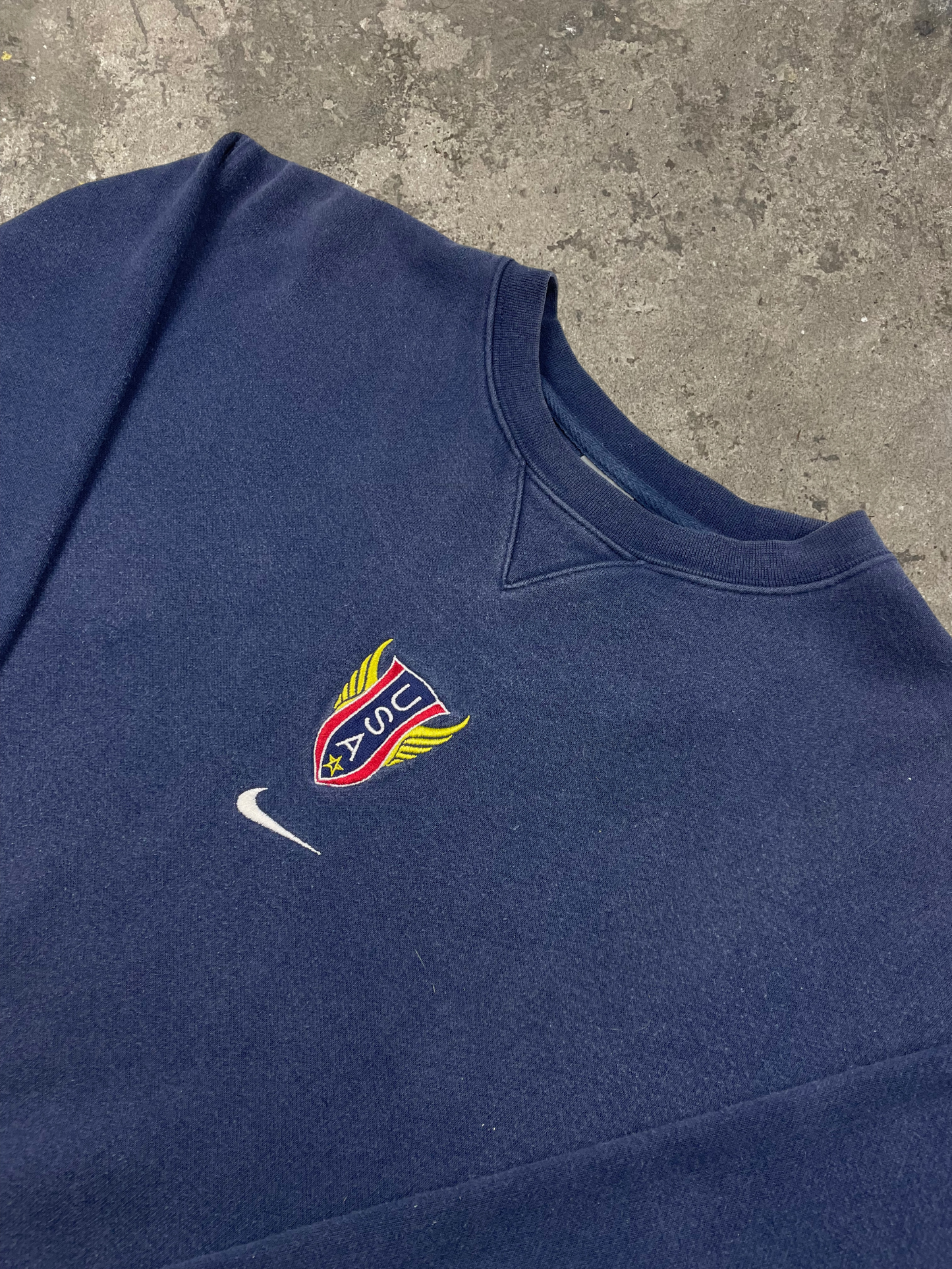 Vintage 90s Nike embroidered USA Sweatshirt