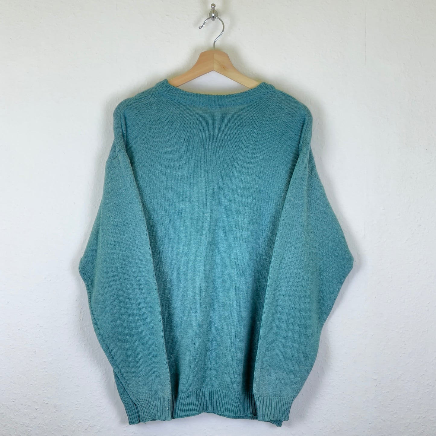 Vintage patterned turquoise knit sweater M