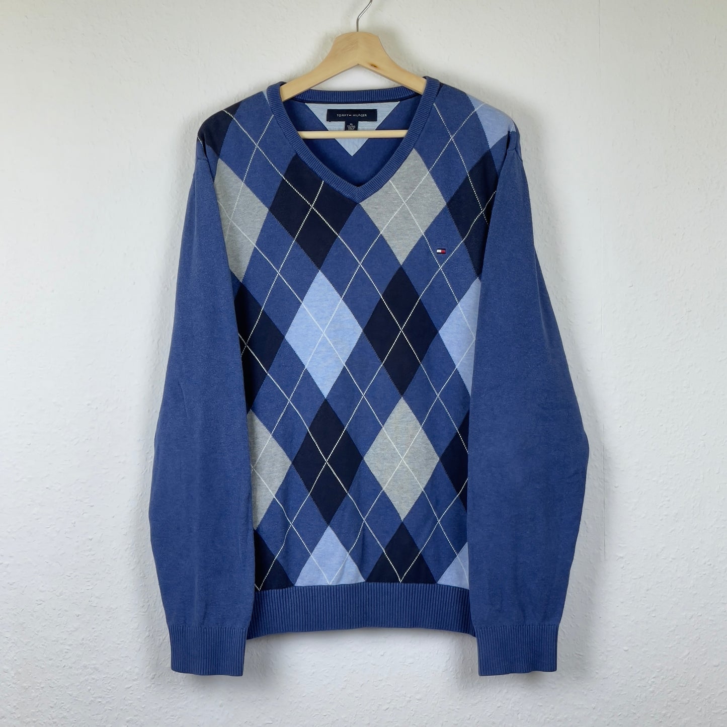 Tommy Hilfiger blue/white classic knit sweater M / L