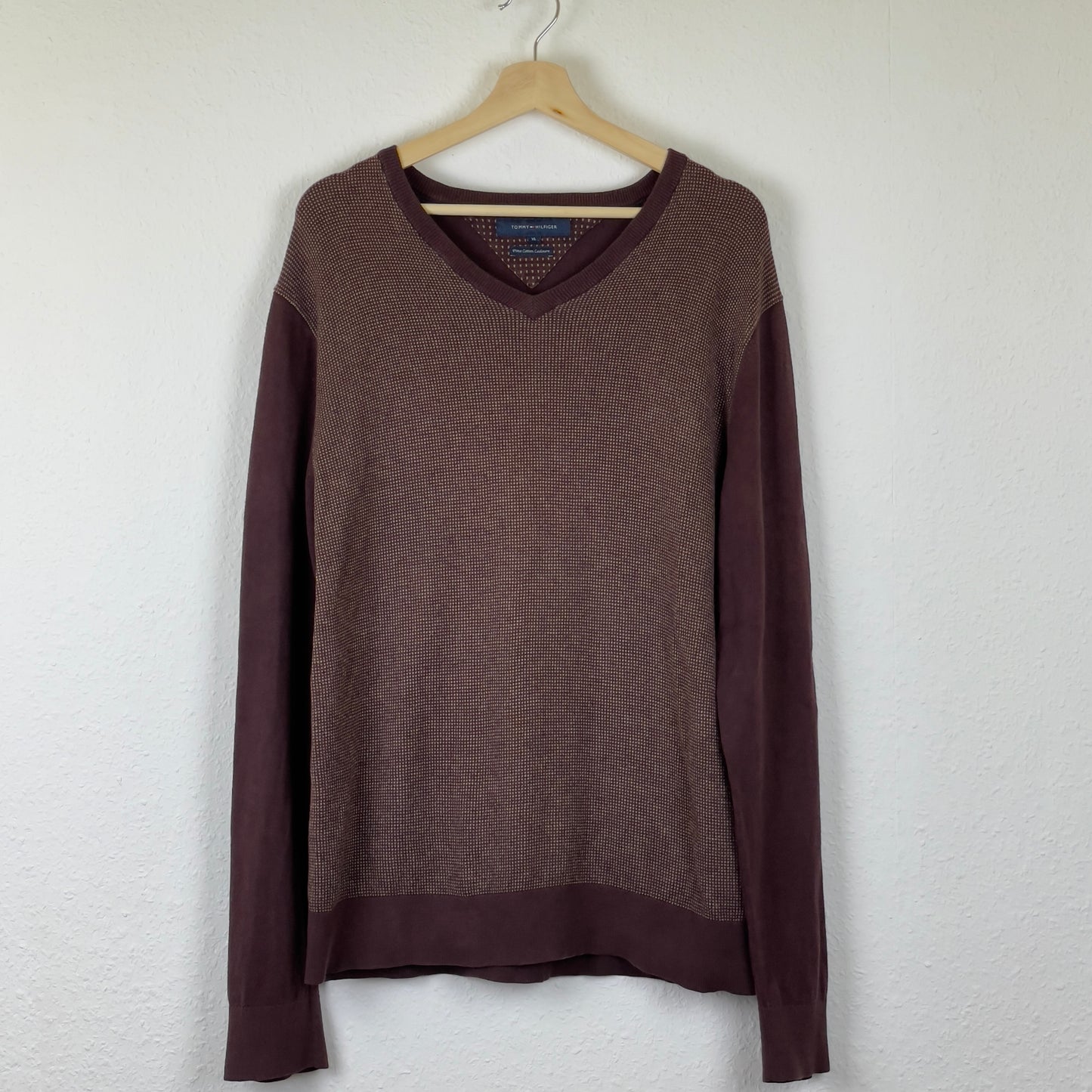 Tommy Hilfiger bordeaux knit sweater L