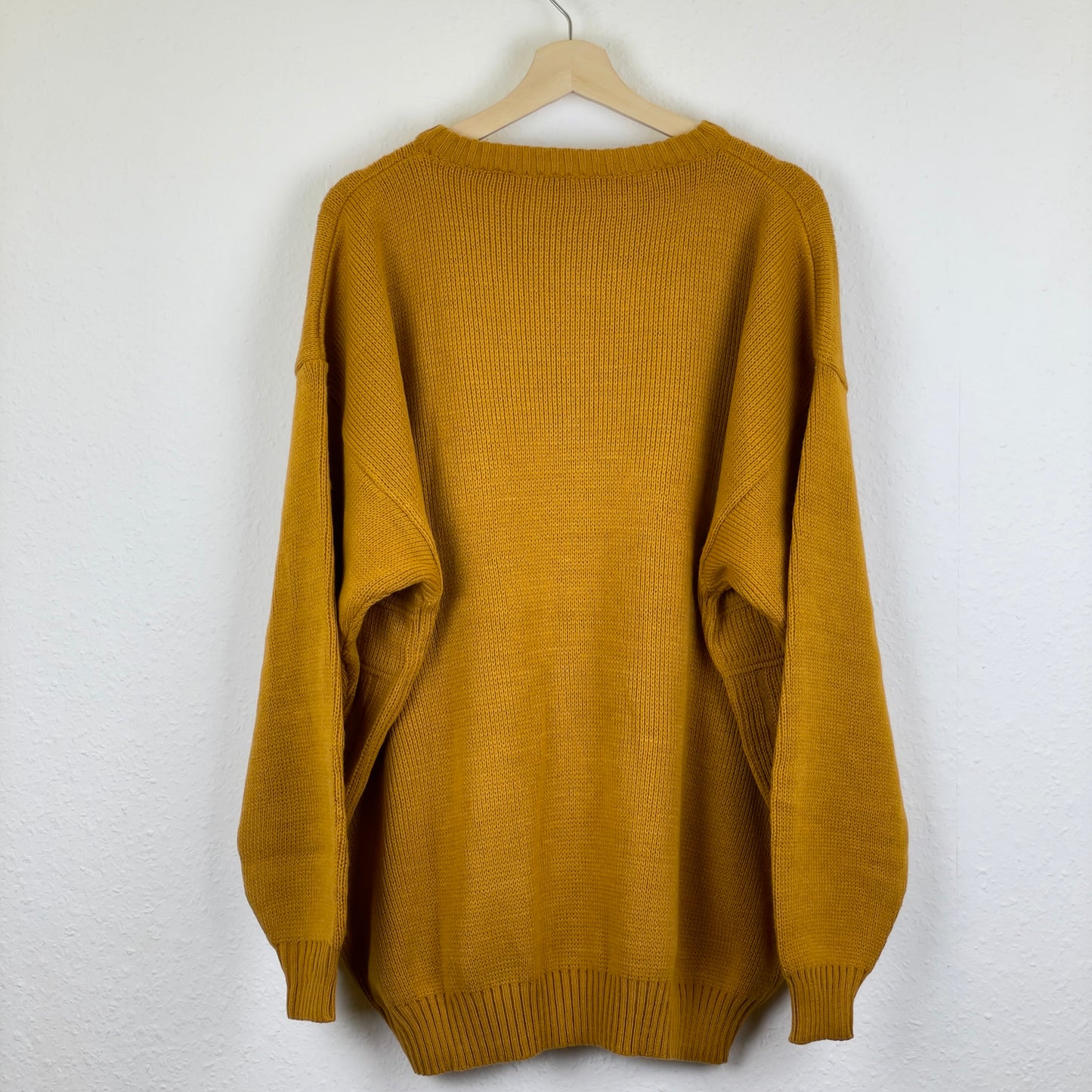 Vintage mustard knit sweater XL