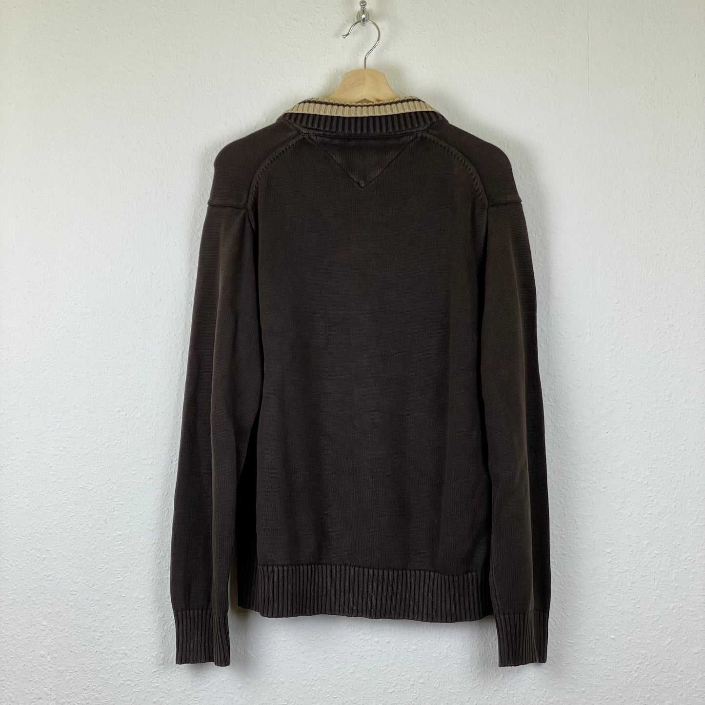 Tommy Hilfiger brown 1/4 zip sweatshirt L